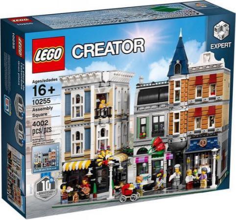 LEGO Bouwstenen 3000-4000 Creator Expert Assembly Square - 10255P (10255P) — 3.966 stukjes, huren vanaf €11,75/week