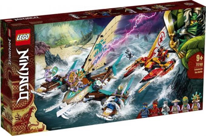 LEGO Ninjago Catamaran Zeeslag (71748) — 747 stukjes, huren vanaf €3,75/week
