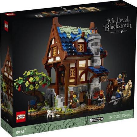 LEGO Creator Expert Ideas Middeleeuwse smid - 21325B (21325B) — 2.144 stukjes, huren vanaf €9,75/week